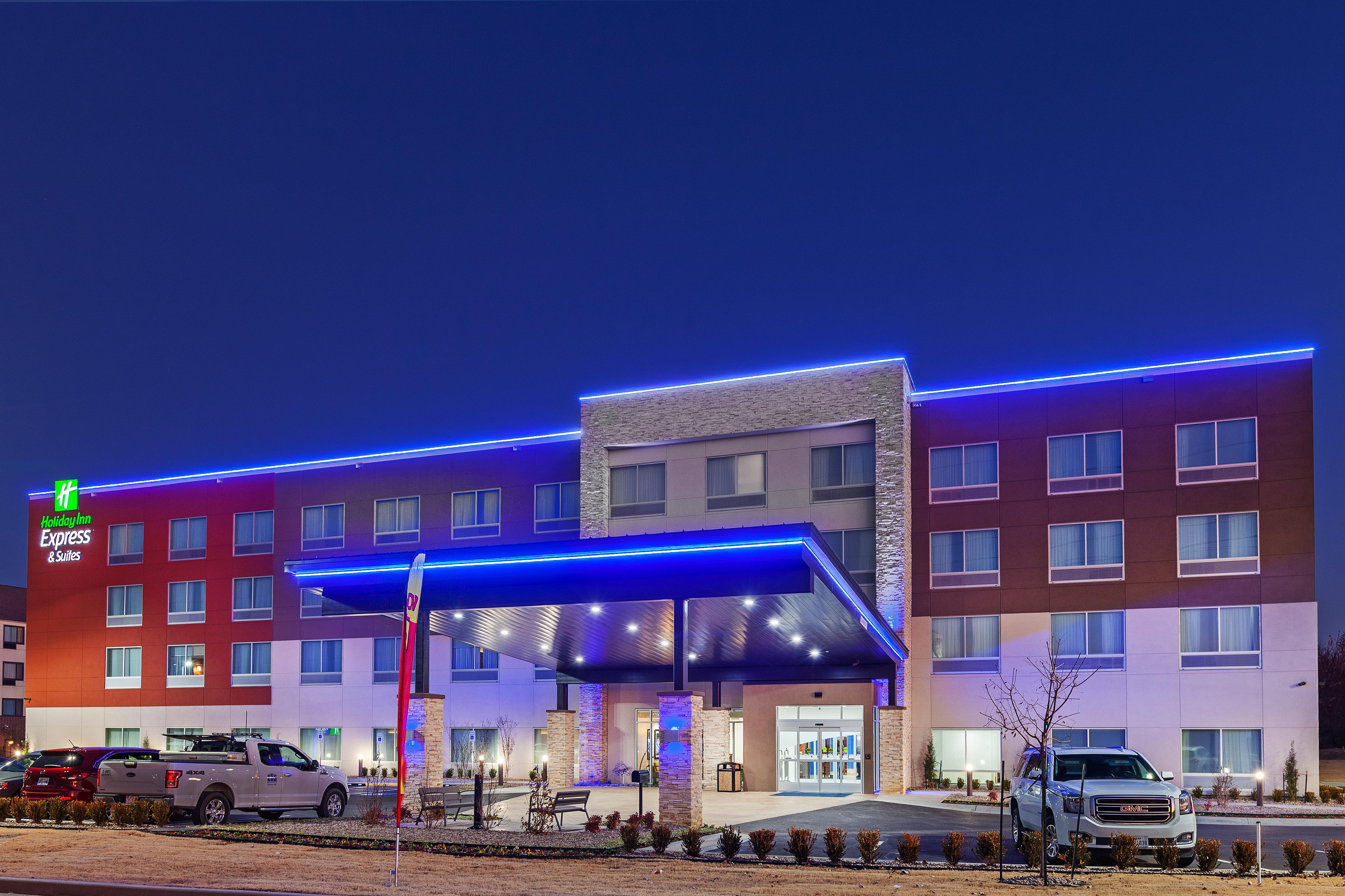 Holiday Inn Express & Suites - Tulsa Northeast - Owasso, An Ihg Hotel Exterior photo